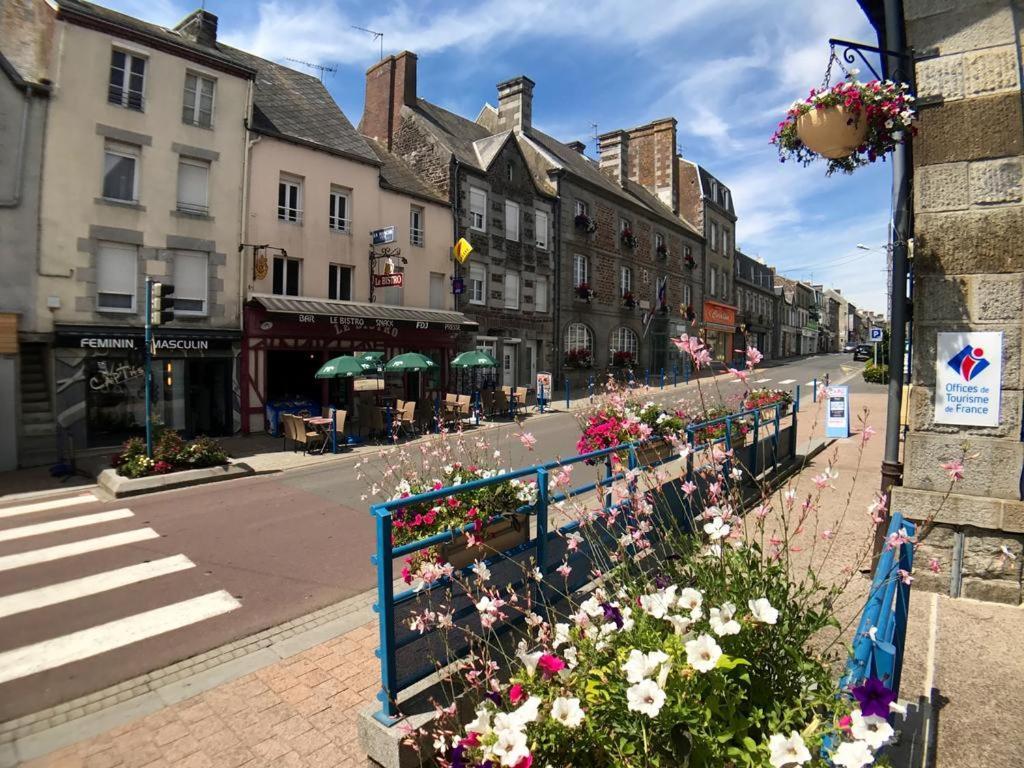 Appart Hotel Le Frenchy Brehal Экстерьер фото